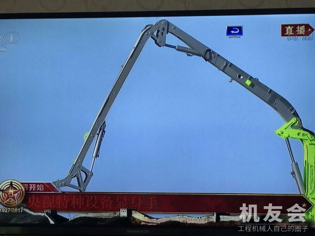 中联泵车成为建军90年直播专备[强]