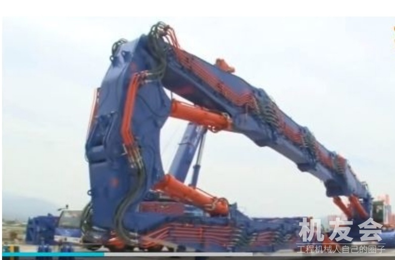 世界上最长的拆楼机,神钢sk3500d,想拆什么就拆什么