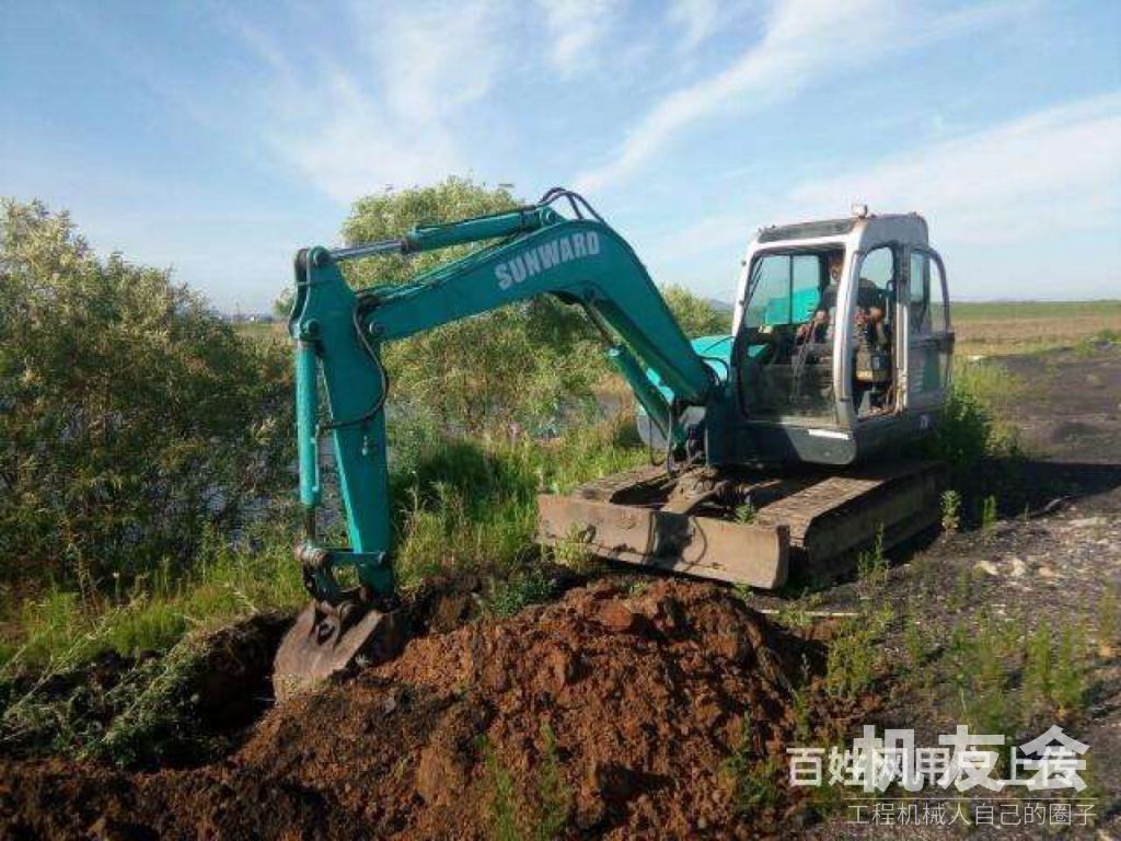 深圳地区有招60挖机干活的m