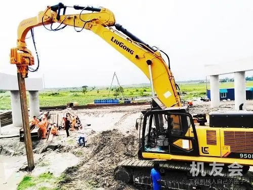 印度与中国挖掘机哪家强？网友：看完印度挖掘机，简直天壤之别！
