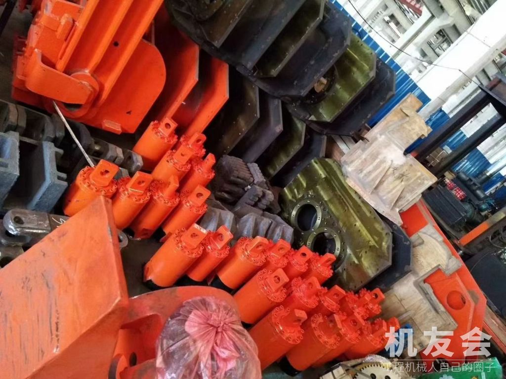 有大量各款香港锤，台湾锤配件现货，欲购从速，货真价实。