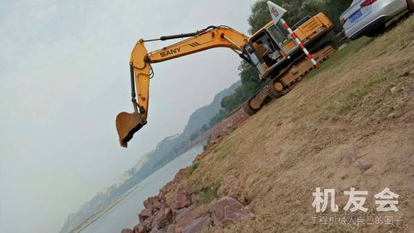 河南郑州市出租三一重工大挖SY235挖掘机