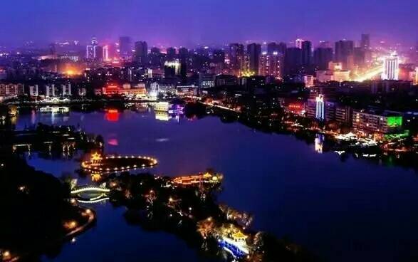 荆州中山公园夜景