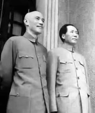 蒋介石对秘书说：毛泽东实在不可轻视！他嗜烟如命，手执一缕，绵
