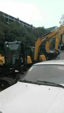 上海出租三一重工小挖60挖掘机
