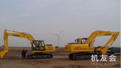 山東臨沂市出租力士德中挖(15-25噸)SC230挖掘機