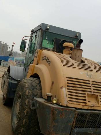 河南鄭州市出租國機洛建機械式22噸LSS222單鋼輪壓路機