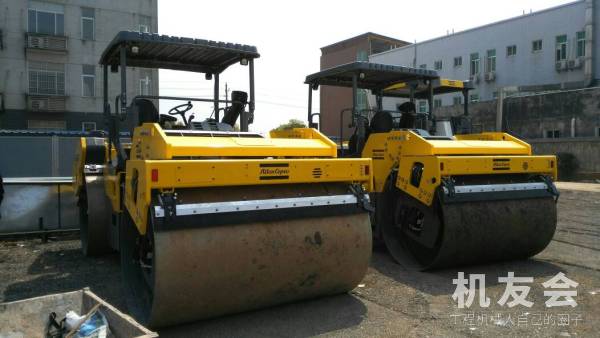 湖南长沙市出租阿特拉斯·科普柯液压式13吨以上CC6200双钢轮压路机