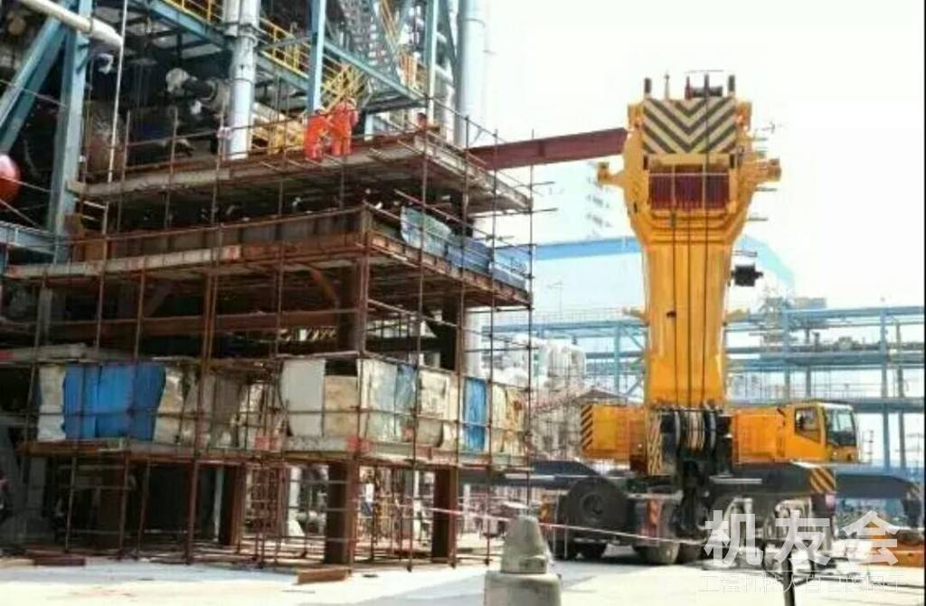 【大国吊装】徐工QAY650茂名石化吊装120吨大件，见证“神器”超凡功力！