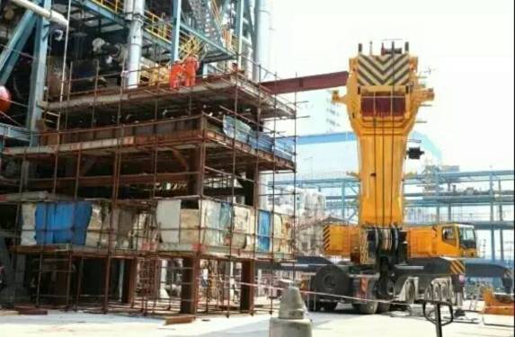 【大国吊装】徐工QAY650茂名石化吊装120吨大件，见证“神器”超凡功力！