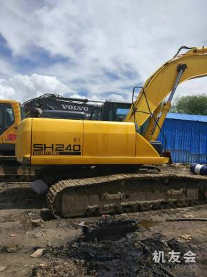 西藏拉萨市出租住友大挖SH240挖掘机