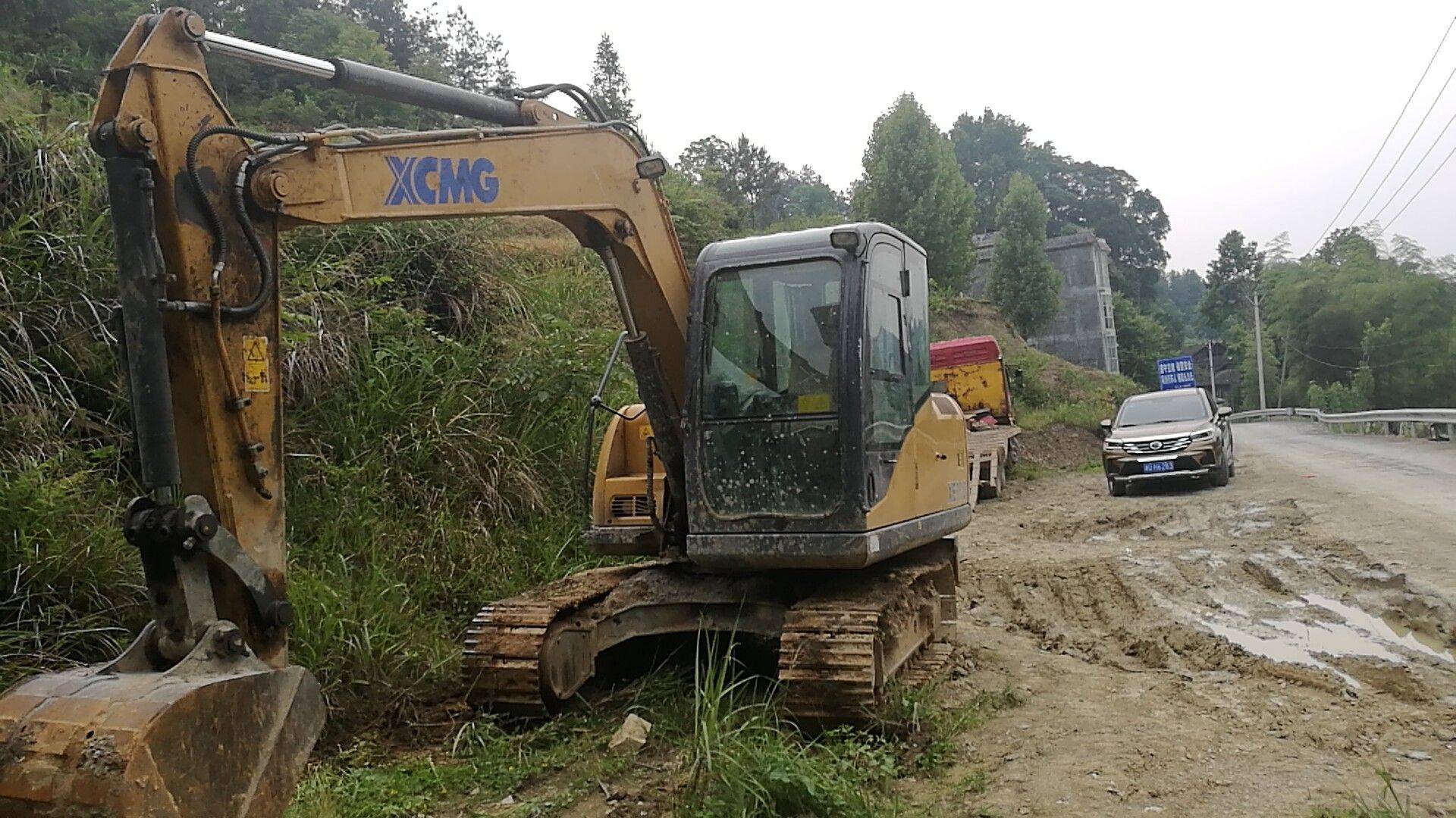 湖南湘西出租徐工小挖XE80挖掘機