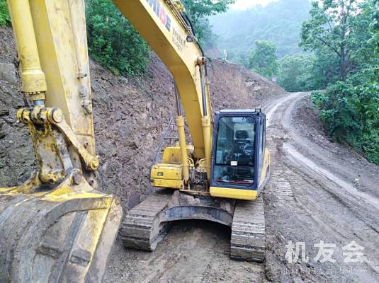 贵州铜仁地区出租力士德中挖SC210挖掘机