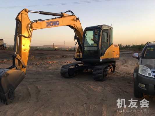 內蒙古鄂爾多斯市出租徐工小挖75D挖掘機