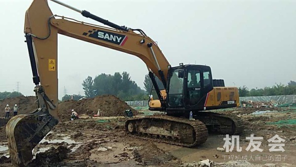 北京出租三一重工中挖SY215挖掘机