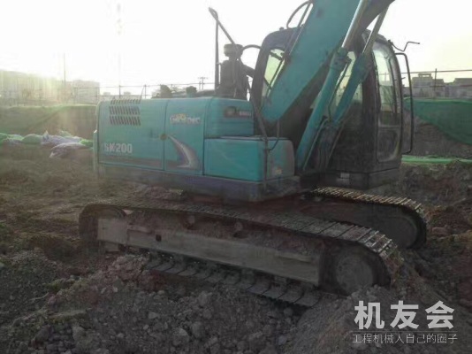 北京38萬元出售神鋼中挖SK140挖掘機