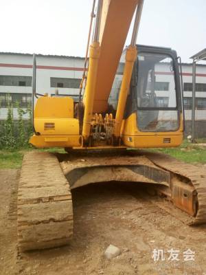 山东青岛市出租雷沃重工中挖FR220挖掘机