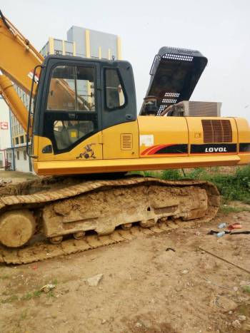 山東青島市出租雷沃重工大挖FR360挖掘機