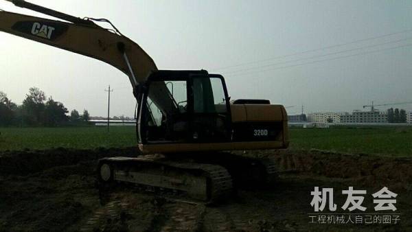 山东聊城市47万元出售卡特彼勒中挖320挖掘机