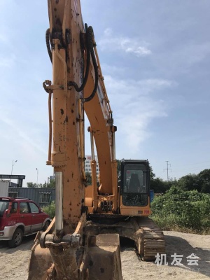 山東青島市出租雷沃重工大挖FR360挖掘機