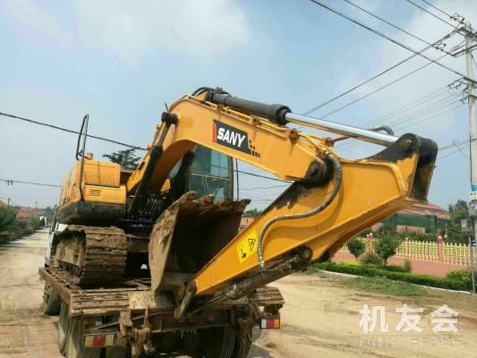 山东青岛市39.5万元出售三一重工小挖SY135挖掘机