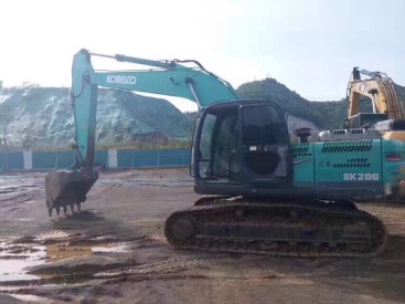 湖南長沙市488000萬元出售神鋼中挖SK200挖掘機