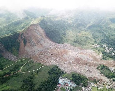 人民子弟兵辛苦了，贵州我们与你同在