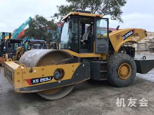 上海13.8萬元出售徐工機械式22噸XS220單鋼輪壓路機