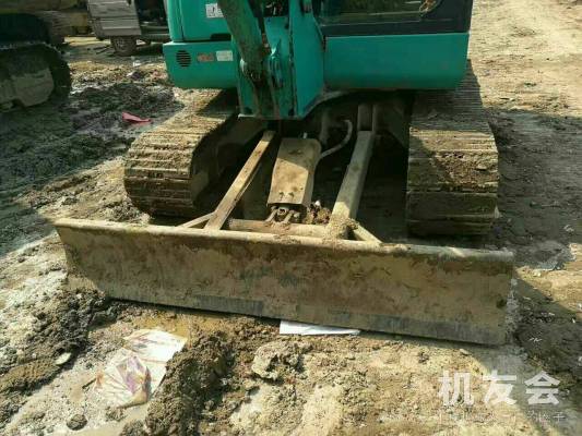 江苏苏州市15万元出售神钢小挖SK60挖掘机