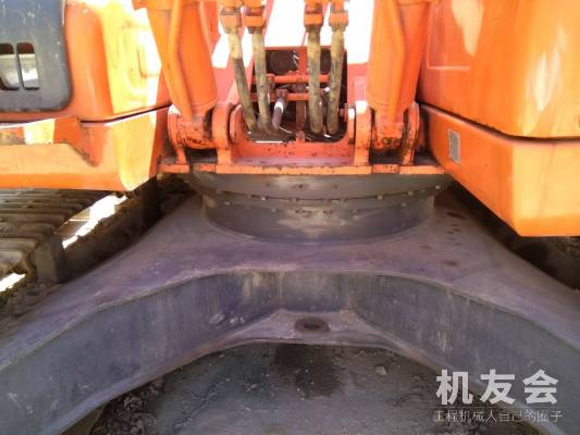 江苏苏州市28万元出售斗山中挖DH220挖掘机