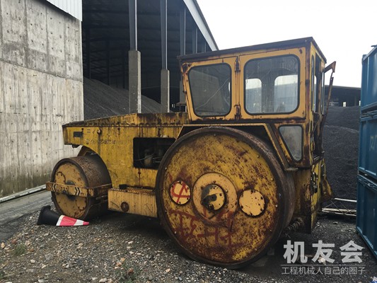 江苏苏州市5万元出售徐工机械式YZC12双钢轮压路机