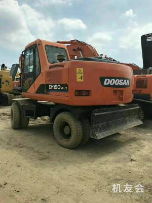 河南信陽市30萬元出售鬥山通用型通用型DH150W輪式挖掘機