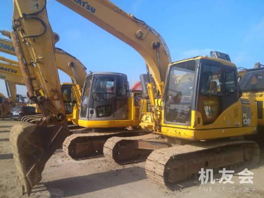 江苏苏州市23万元出售小松小挖PC130挖掘机