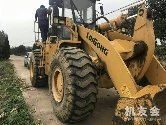 河南郑州市14万元出售柳工5吨CLG855装载机