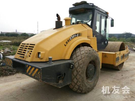 江蘇徐州市23.5萬元出售國機洛建液壓式20噸LSS2101單鋼輪壓路機