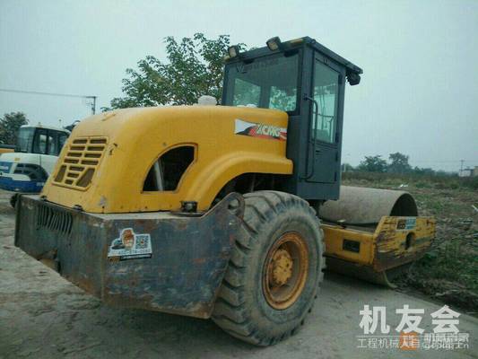 江苏徐州市13.5万元出售徐工液压式20吨XS220单钢轮压路机