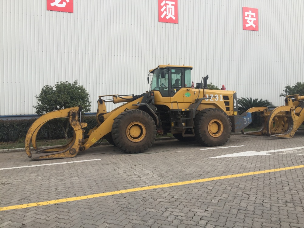 江苏苏州市33万元出售山东临工6吨及6吨以上LG968装载机