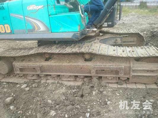 四川成都市76万元出售神钢大挖SK270D-8挖掘机