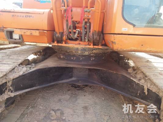 江苏苏州市16.8万元出售斗山中挖DH220挖掘机