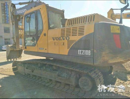 江苏苏州市34万元出售沃尔沃中挖EC210挖掘机