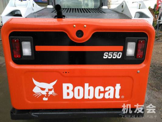 广西南宁市出租山猫轮胎式0.8-1吨s550滑移装载机