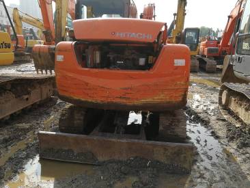 江苏苏州市21万元出售日立小挖ZX60挖掘机