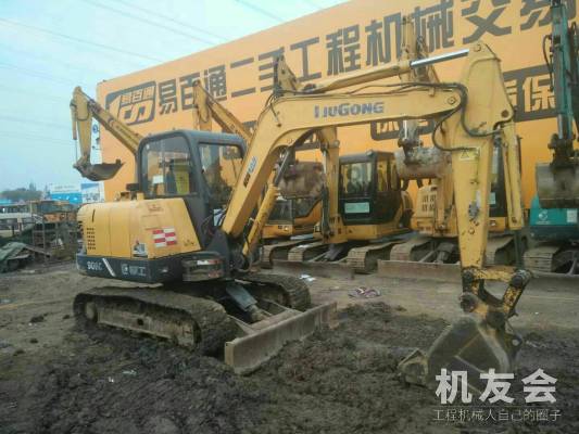 北京13.5万元出售柳工小挖906挖掘机