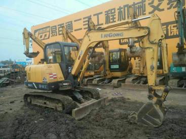 北京13.5万元出售柳工小挖906挖掘机