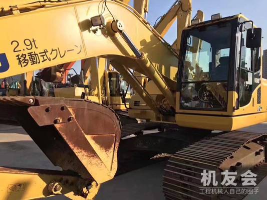 江苏苏州市0万元出售小松中挖PC200挖掘机