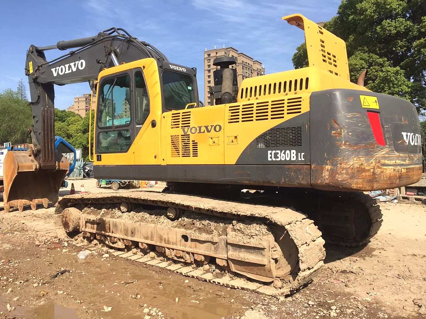 山东济南市65万元出售沃尔沃大挖EC360挖掘机