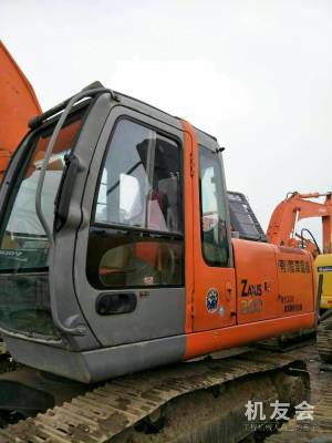 江蘇蘇州市24萬元出售日立中挖ZX200挖掘機