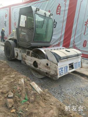 河南郑州市7.5万元出售国机洛建机械式12吨LSS212-3单钢轮压路机