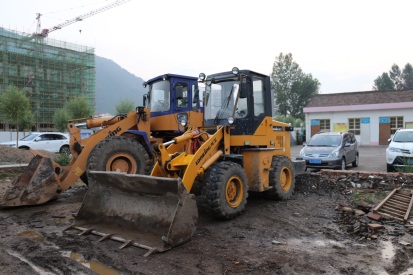 陝西延安市出租龍工3噸及3噸以下LG820裝載機