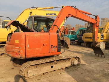 江蘇蘇州市16萬元出售日立小挖ZX70挖掘機